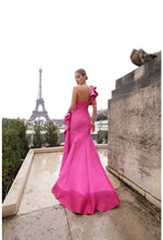 Load image into Gallery viewer, Terani Couture 242E3117

