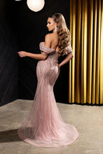 Load image into Gallery viewer, May Queen RQ8247
