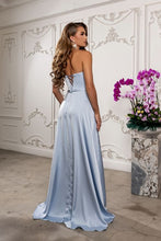 Load image into Gallery viewer, May Queen MQ2228
