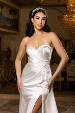 Load image into Gallery viewer, May Queen RQ8239
