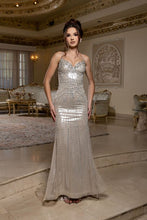 Load image into Gallery viewer, May Queen RQ8235
