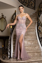 Load image into Gallery viewer, May Queen RQ8218
