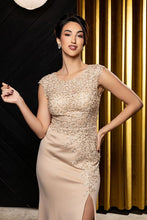 Load image into Gallery viewer, May Queen RQ8256
