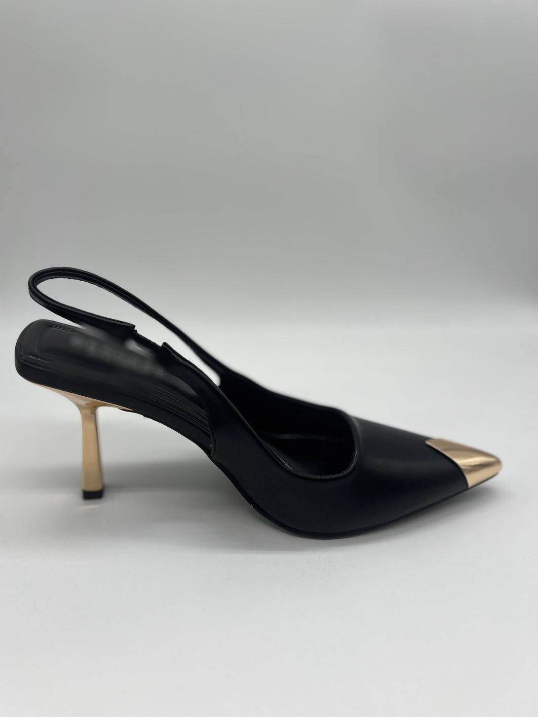 Thalessa Pointy Heel Gold Detail- Black