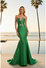 Load image into Gallery viewer, Terani Couture 261P6075
