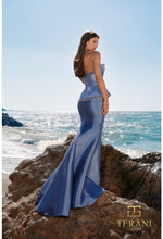 Load image into Gallery viewer, Terani Couture 252E5147
