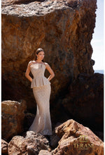 Load image into Gallery viewer, Terani Couture 252E5144
