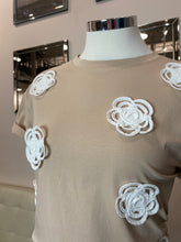 Load image into Gallery viewer, 3D FLoral T-Shirt- Beige
