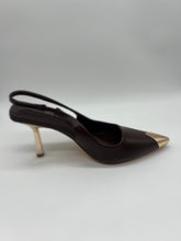 Load image into Gallery viewer, Thalessa Pointy Heel Gold Detail- Brown
