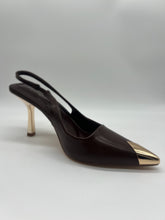 Load image into Gallery viewer, Thalessa Pointy Heel Gold Detail- Brown
