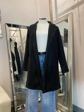 Load image into Gallery viewer, Eli Basic Collar Coat Black
