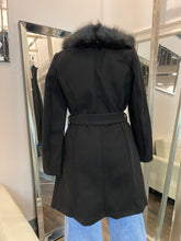 Load image into Gallery viewer, Anne Fur Collar Belted Coat Black
