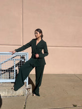 Load image into Gallery viewer, Isabella Gold Button Pants Hunter Greeen
