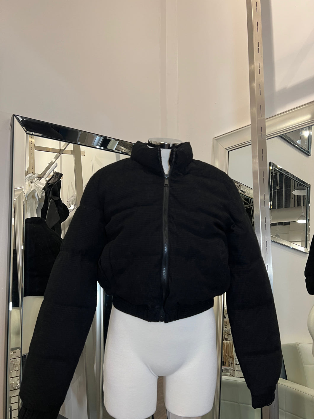 Noeline Textured Puffer Jacket - Black