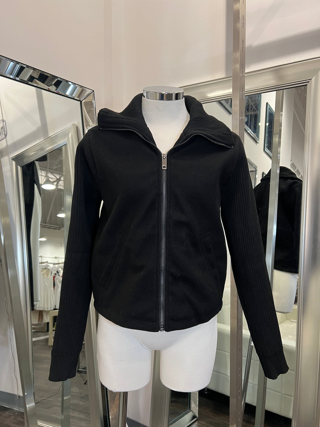 Mae Sweater Sleeve Jacket - Black