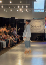 Load image into Gallery viewer, Maira Lace Detail Jeans
