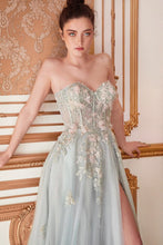 Load image into Gallery viewer, Andrea &amp; Leo A1089
