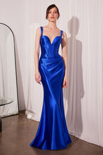 Load image into Gallery viewer, Cinderella Divine T813
