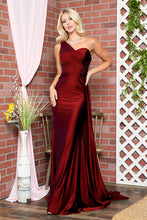 Load image into Gallery viewer, Amelia Couture 387
