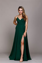 Load image into Gallery viewer, Amelia Couture 477
