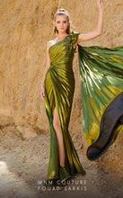 Load image into Gallery viewer, MNM Couture 2761
