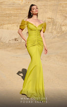 Load image into Gallery viewer, MNM Couture 2774
