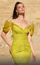 Load image into Gallery viewer, MNM Couture 2774
