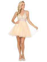 Load image into Gallery viewer, Dancing Queen 3228
