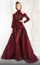Load image into Gallery viewer, MnM Couture 2554
