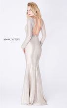 Load image into Gallery viewer, MnM Couture F2979
