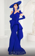 Load image into Gallery viewer, MnM Couture 2553
