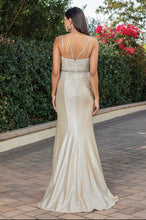 Load image into Gallery viewer, Dancing Queen 2981
