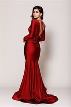 Load image into Gallery viewer, Amelia Couture 383
