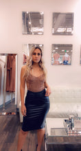 Load image into Gallery viewer, Black pencil skirt
