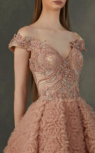 Load image into Gallery viewer, MNM Couture K3697
