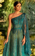 Load image into Gallery viewer, MNM Couture K3932
