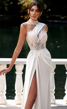 Load image into Gallery viewer, MNM Couture K3938
