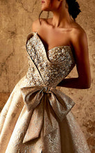 Load image into Gallery viewer, MNM Couture M0082
