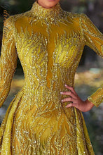 Load image into Gallery viewer, MNM Couture K3926
