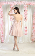 Load image into Gallery viewer, May Queen MQ1952
