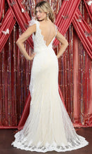 Load image into Gallery viewer, May Queen RQ7925
