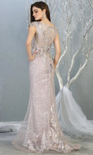 Load image into Gallery viewer, May Queen RQ7870
