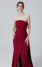 Load image into Gallery viewer, MnM Couture N0464
