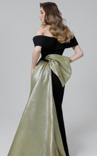 Load image into Gallery viewer, MNM Couture N0466
