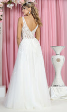 Load image into Gallery viewer, May Queen RQ7949
