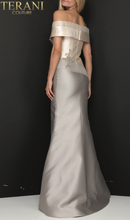 Load image into Gallery viewer, Terani Couture 2011M2159
