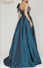 Load image into Gallery viewer, Terani Couture 2011E2036
