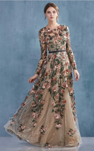 Load image into Gallery viewer, Andrea &amp; Leo A0926
