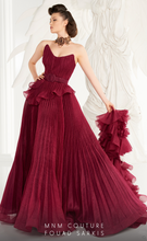 Load image into Gallery viewer, MnM Couture 2570
