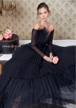 Load image into Gallery viewer, MnM Couture N0342
